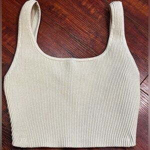 Aritzia Babaton sculpt knit square neck cropped tank chartreuse (mint) size s